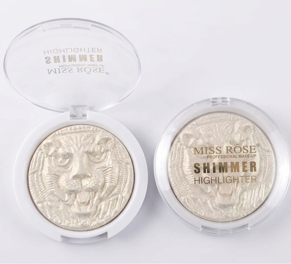 Miss Rose Baked Highlighter - shimmer detail