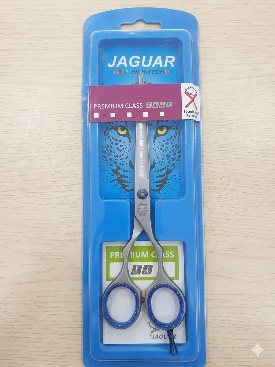 Professional Hair Cutting Scissors - sharp blade detail