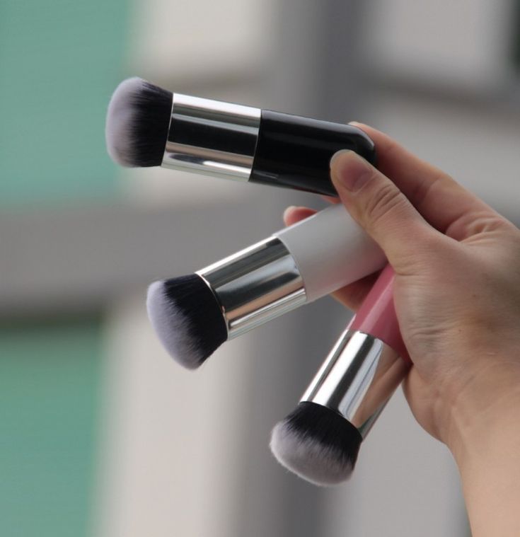 Premium Mini Foundation & Kabuki Brush Set – 3 - Pcs Portable Travel Makeup Brushes - The Nexa Shop