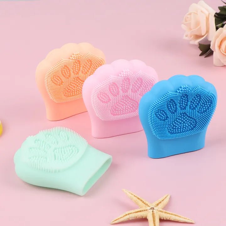Silicone Finger Handle Face Cleansing Brush – Manual Scrubbing & Massaging Tool - The Nexa Shop